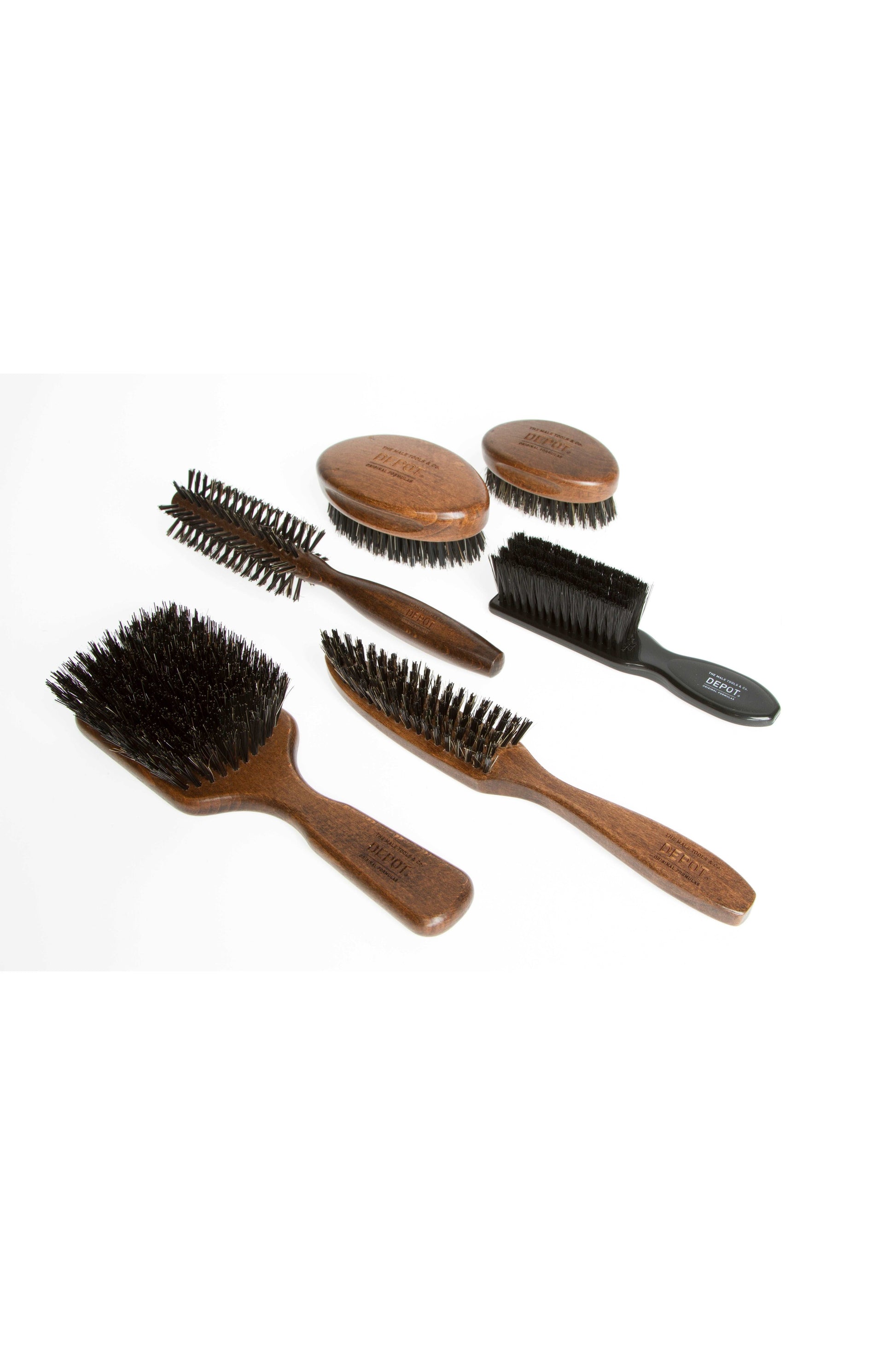 DEPOT 724 WOODEN ROUND BRUSH Quiff Roller